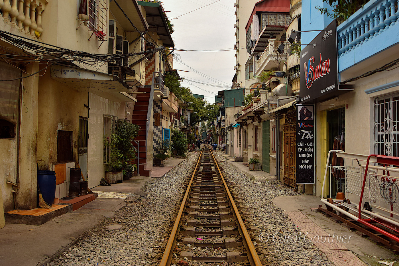 La rue du train à Hanoi
